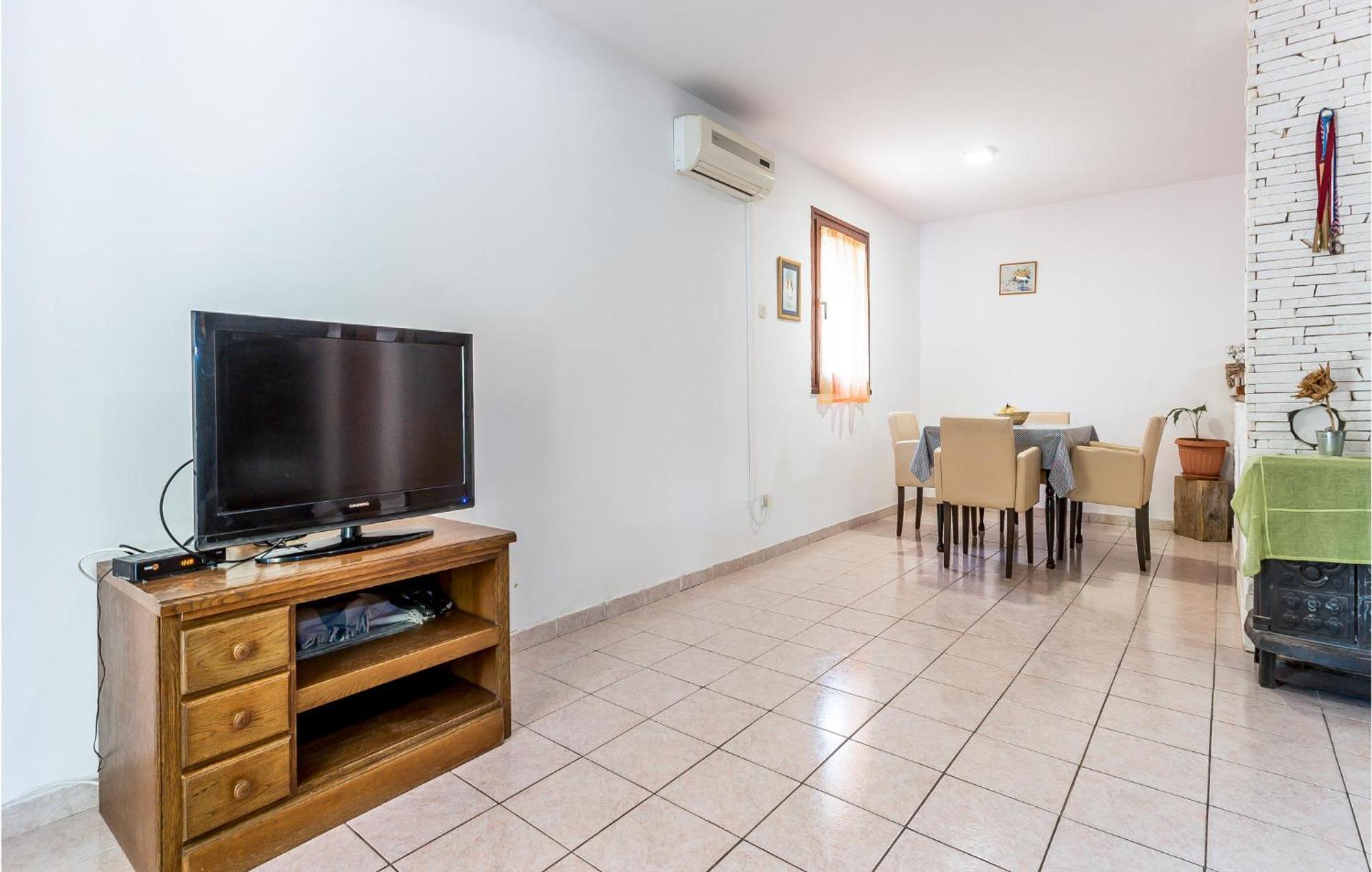 Nice Home In Jezera With Wifi Exterior photo